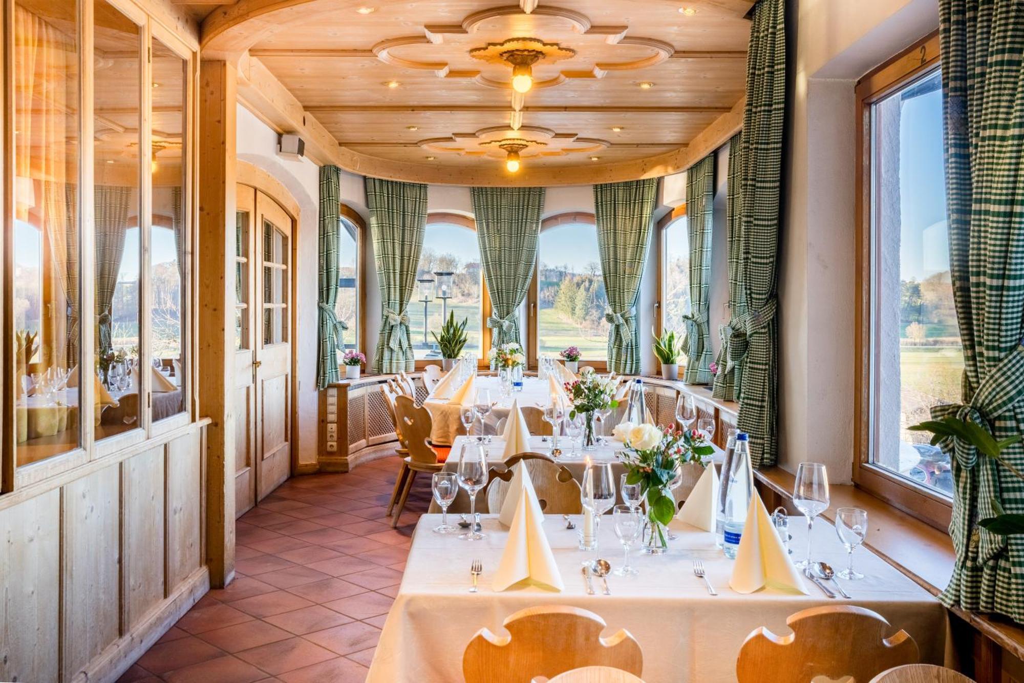 Hotel-Gasthof Huber Ebersberg Exteriör bild